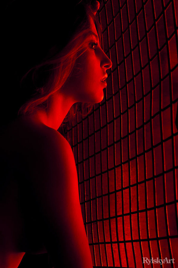 Елена, 24 года, 0 размер груди